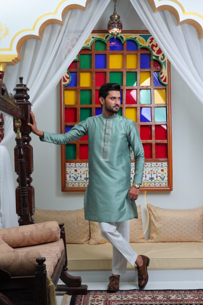 Embroidered Green Kurta
