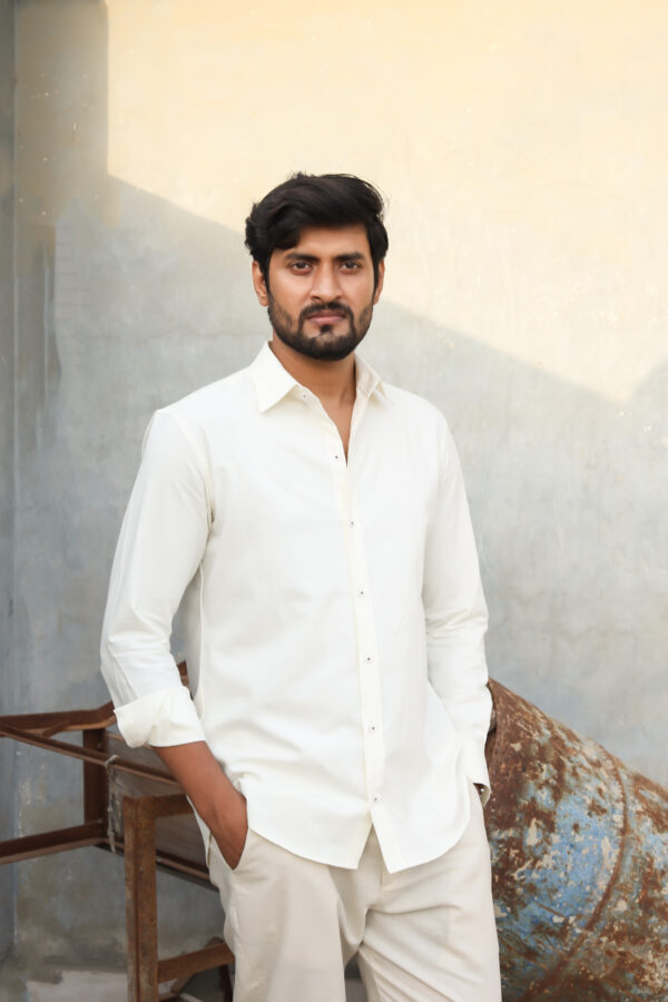 The Essential Cream Linen Shirt - Image 2