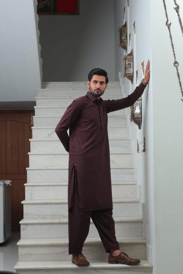 Elegant Wine Red Shalwar Kameez with Matte Golden Accents - Image 4