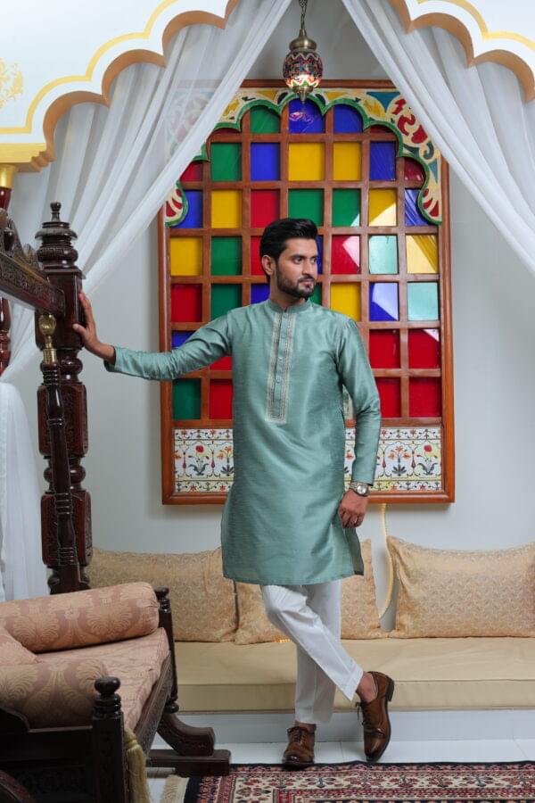 Embroidered Green Kurta